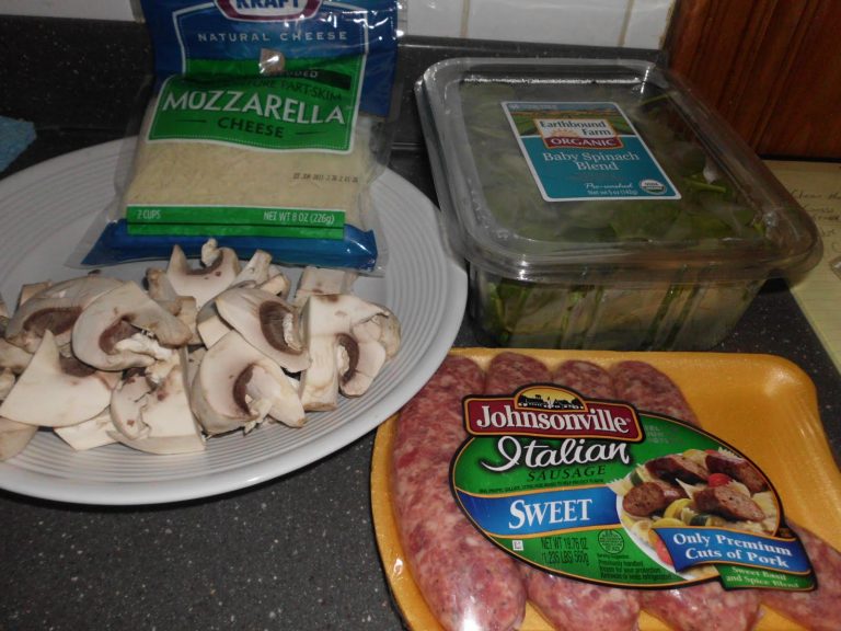 Recipe: Rotini with Sausage, Spinach and Mushrooms