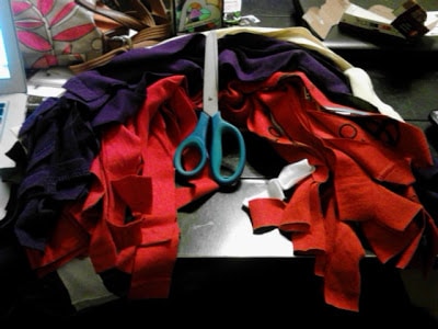Pinterest: T-Shirt Dog Toys