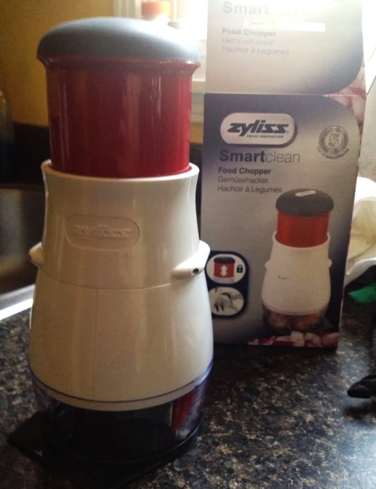 Product Review & Recipe: Zyliss Smart Clean Food Chopper & Crab Pasta Salad
