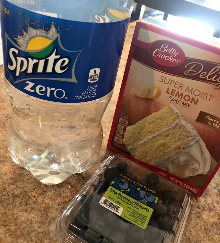 Food Hussy Recipe: Healthy Lemon Blueberry Donuts (1 WW Point, Egg-free!)