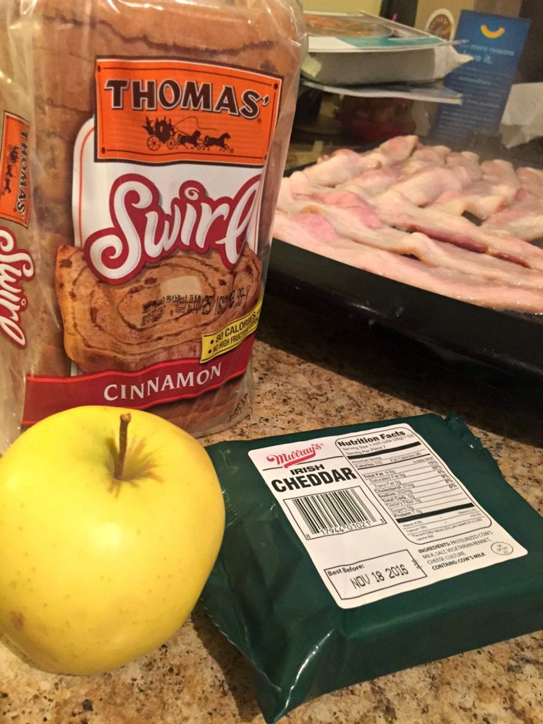 Recipe: Thomas’ Swirl Bread Grilled Cheese with Bacon & Apple