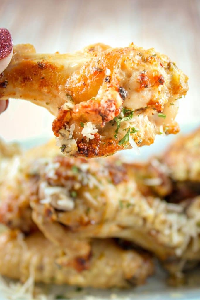 Air Fryer Garlic Parmesan Chicken Wings