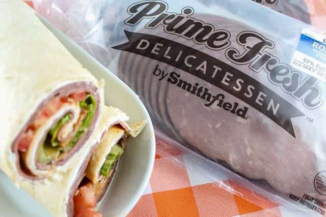 I'm a huge fan of Roly Poly Sandwiches! They're healthy and have so much variety! I've tried so many of them and what I love about this BLT Ranch Roast Beef Wrap is that it's perfect for taking on the go (picnics, parties, etc). #roastbeefwrap #roastbeefsandwich #rolypoly #copycatrecipe