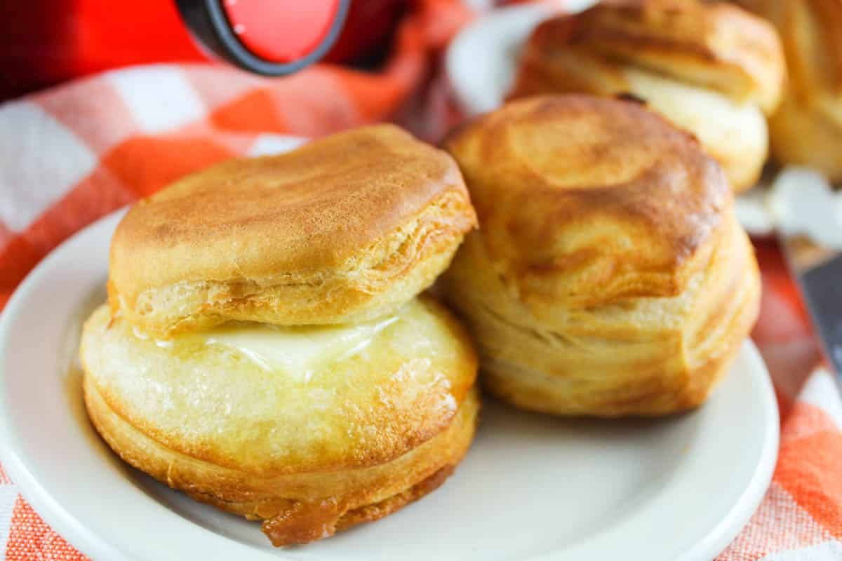 Air Fryer Biscuits (Pillsbury Grans Canned Biscuits)