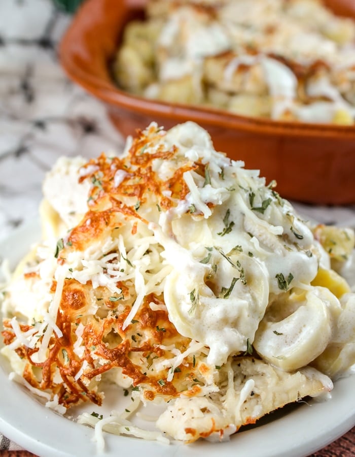 Copycat Olive Garden Chicken Tortellini Pasta Bake