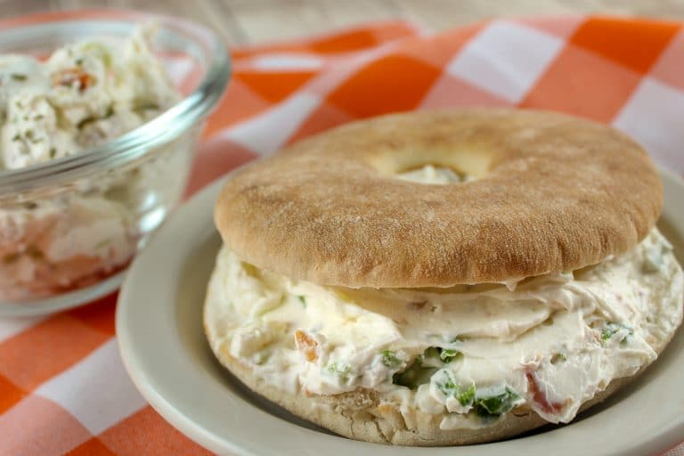 Copycat Bruegger’s Bacon Scallion Cream Cheese