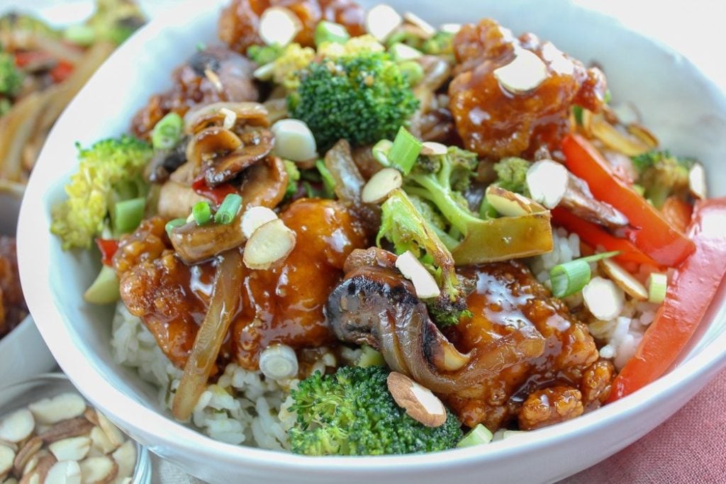 Copycat Applebee’s Crispy Orange Chicken Bowl