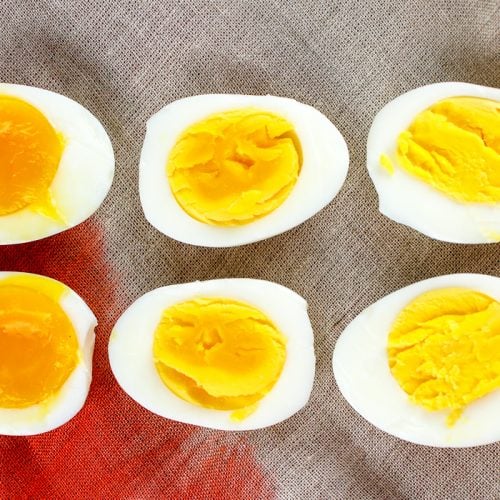 Air Fryer boiled eggs (hard boiled and soft boiled)