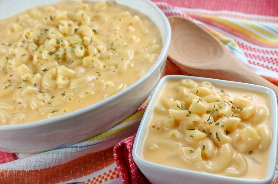 This 5 Ingredient Mac and Cheese is by far the creamiest macaroni and cheese you will ever try! It's really easy and one pot - I love it! Plus with only 5 ingredients - it will be on the table in just 20 minutes!