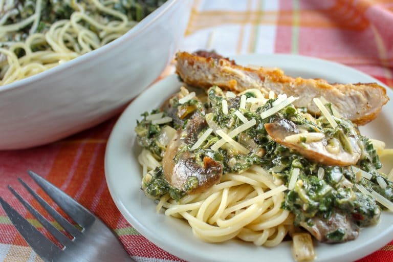 Boneless Pork Chops in Creamy Garlic Spinach Sauce