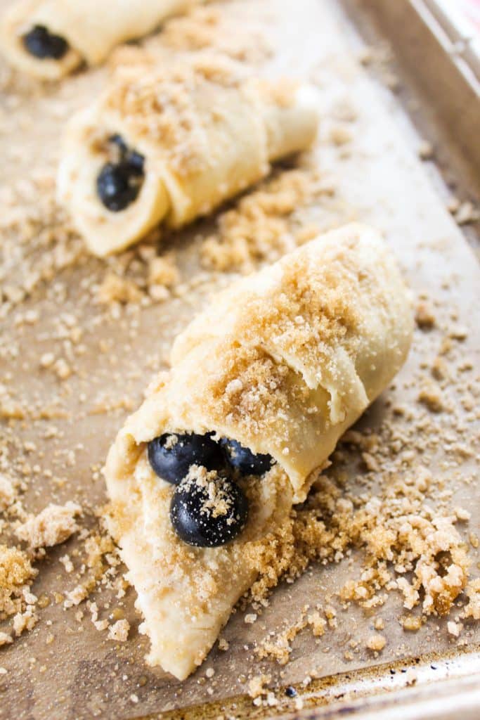 Blueberry Cream Cheese Crescent Rolls