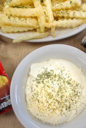 Copycat Garlic Parmesan Fries