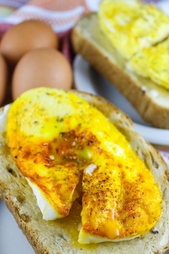 Air Fryer Fried Egg