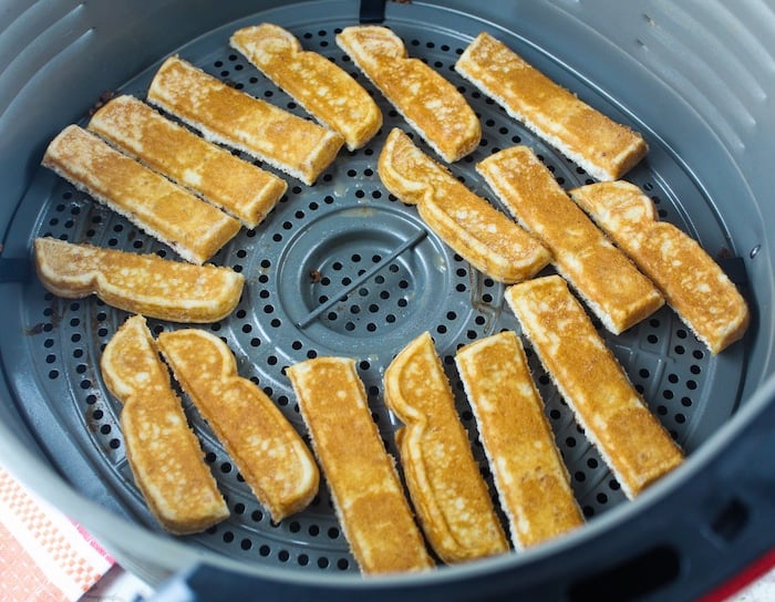 Air Fryer Frozen French Toast Sticks