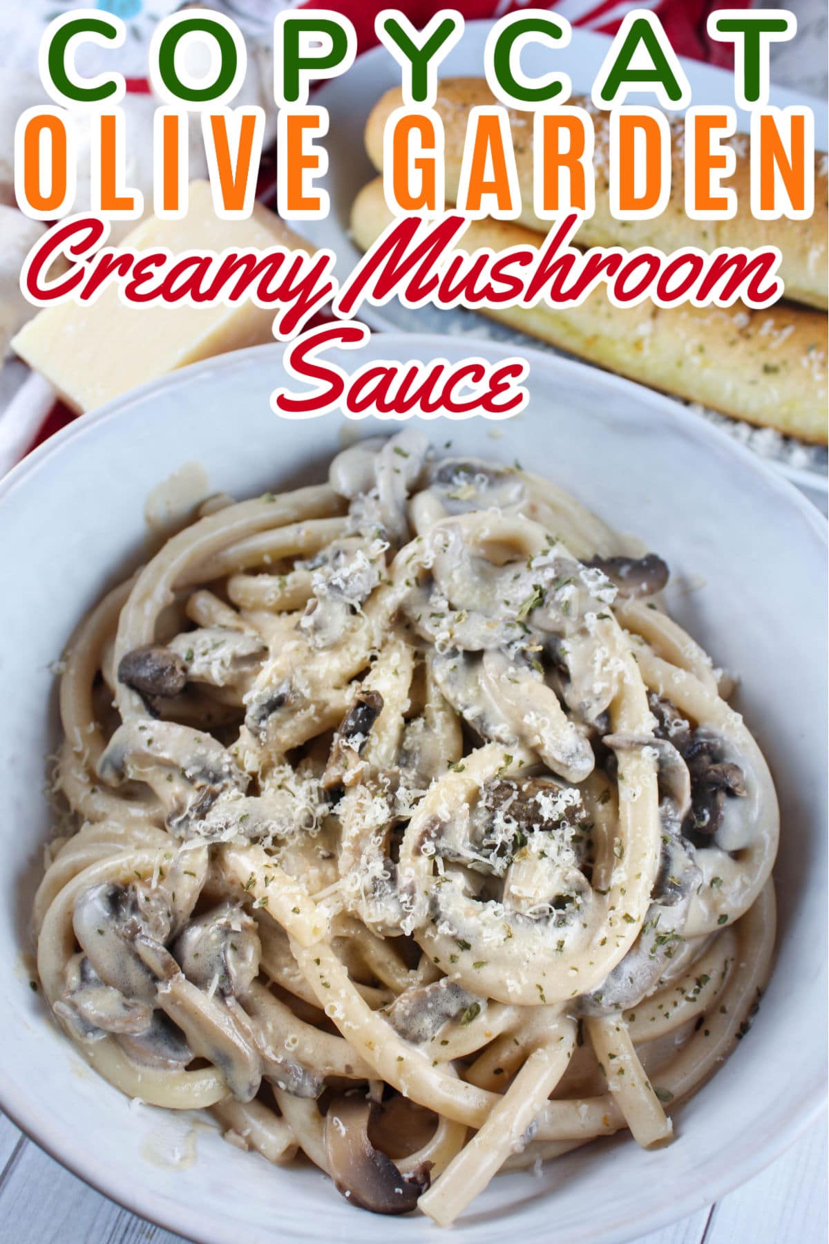 Copycat Olive Garden Creamy Mushroom Sauce takes their classic Alfredo sauce and lightens it up a touch with the addition of lots of mushrooms! It's a perfect weeknight dinner since it's ready in about 10 minutes!  via @foodhussy