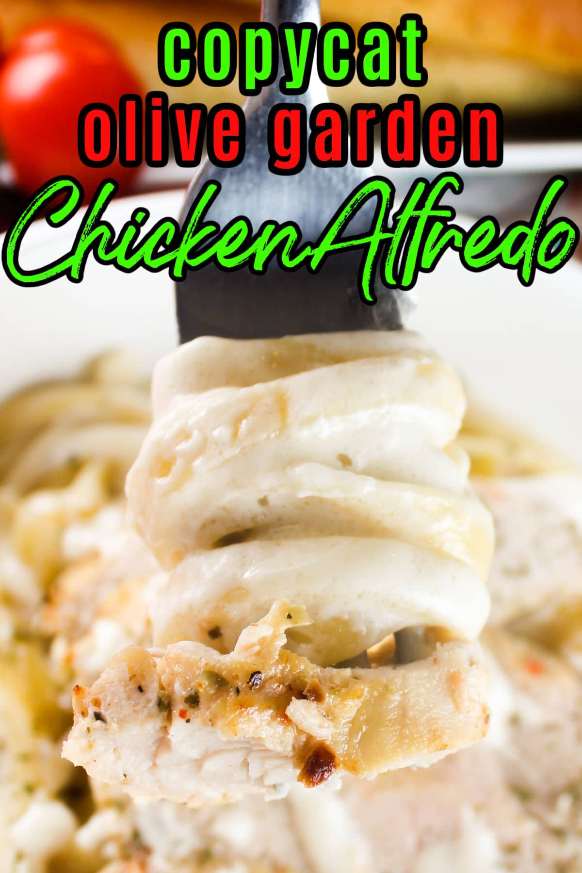 Olive Garden Chicken Alfredo combines simple, fresh ingredients like butter, cream and parmesan cheese then topped with juicy sliced chicken. via @foodhussy