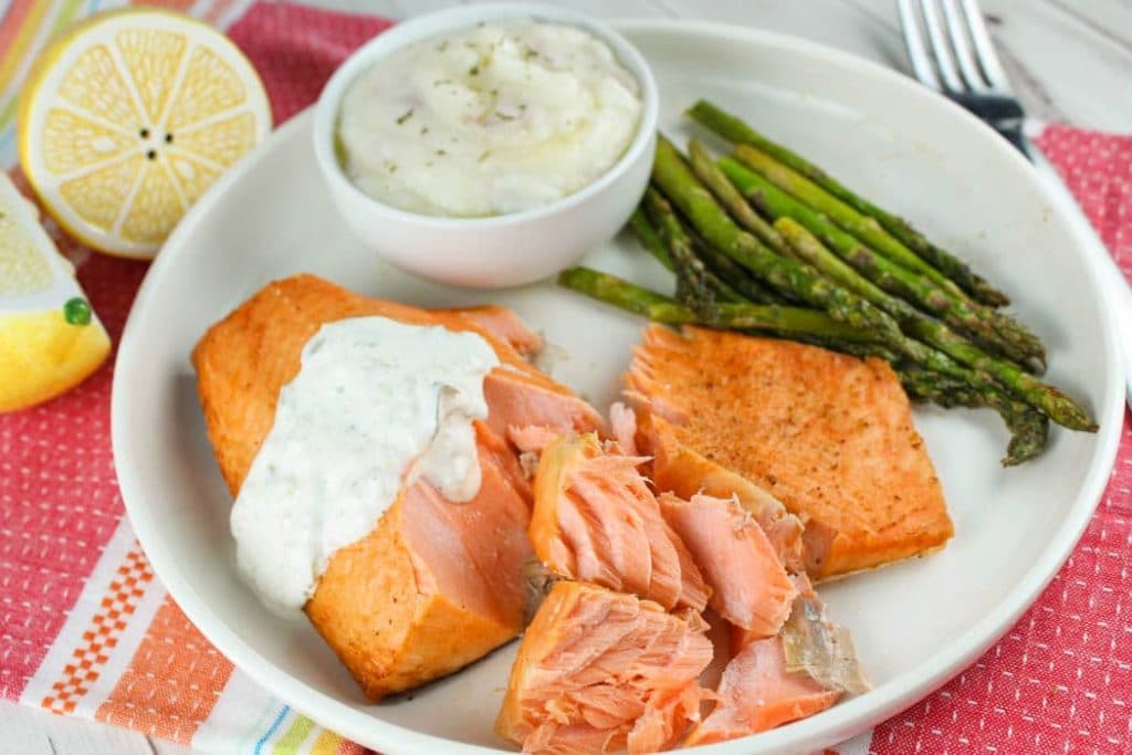 Frozen salmon in the air fryer