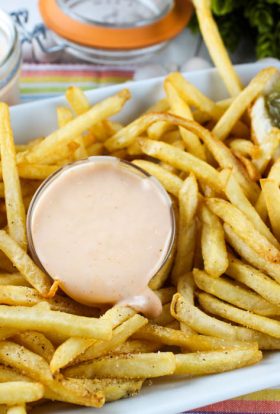 Copycat Freddy's Fry Sauce