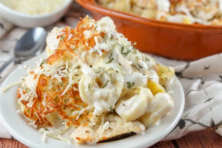 Olive Garden Chicken Tortellini Alfredo is so delicious! I even found the actual OG Alfredo recipe and it’s spot on! This recipe is so delicious and comforting! It’s perfect for a chilly winter night!