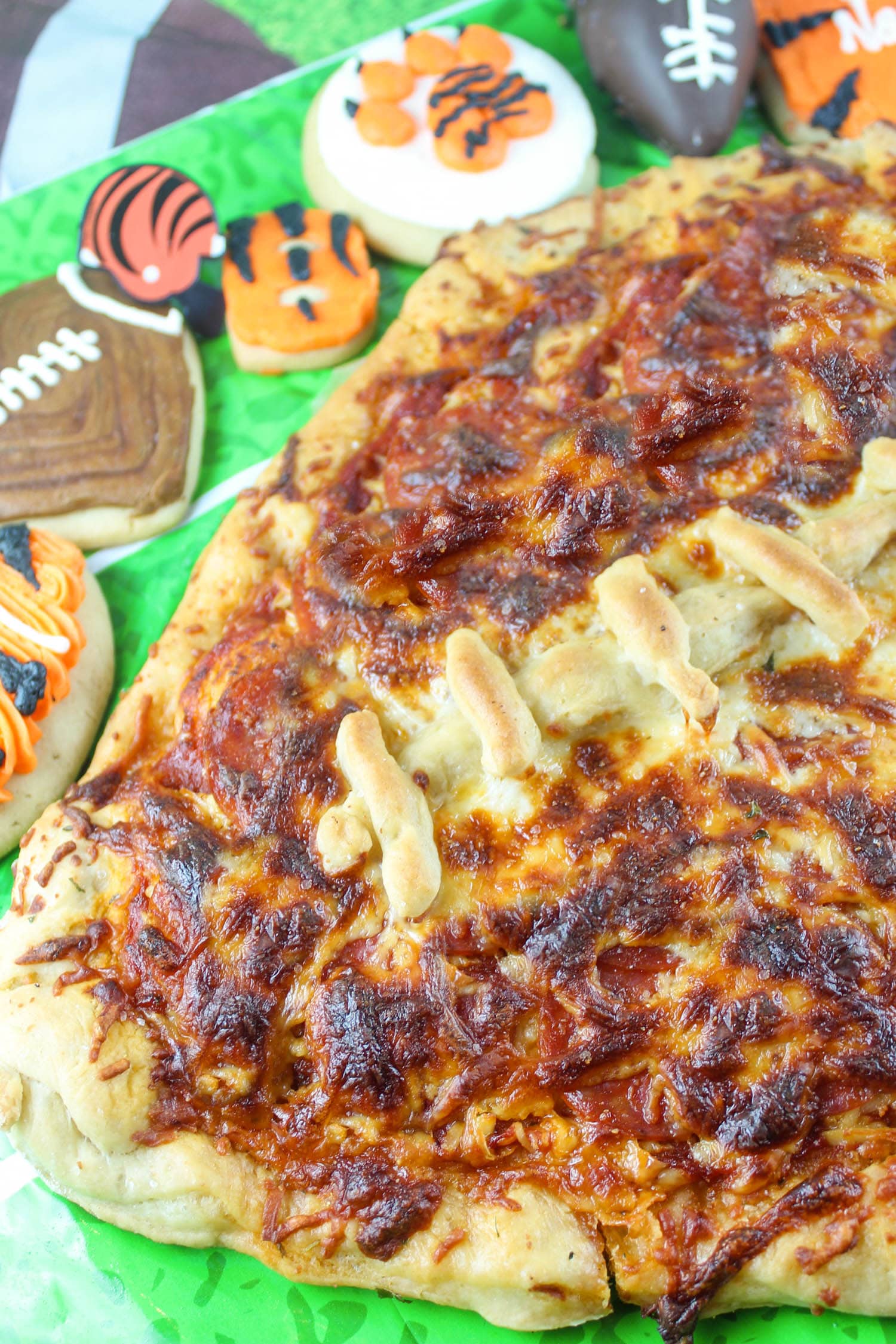 Step By Step Instructions On Making A Football Shaped Pizza The Food
