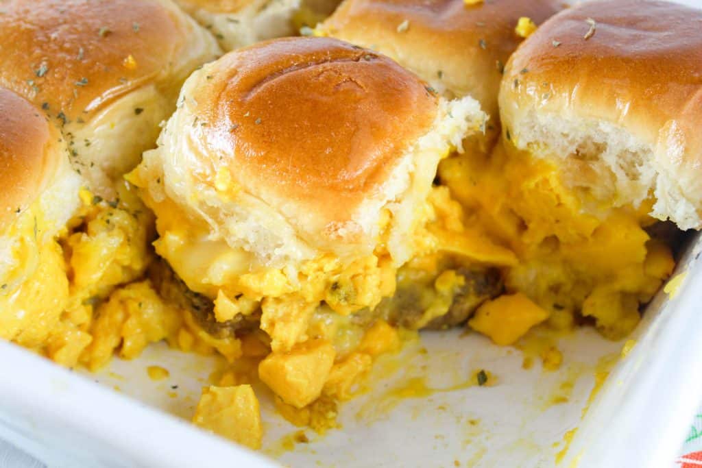 Hawaiian Roll Breakfast Sliders