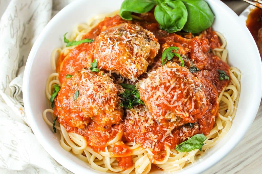 Dutch Oven Meatballs & Sauce