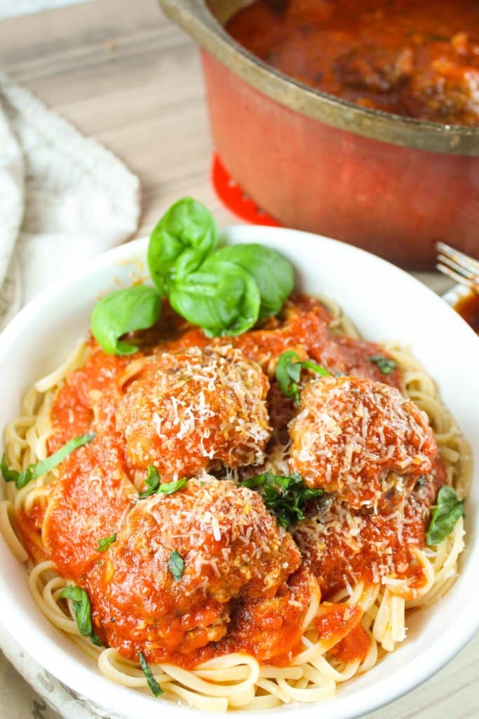 Dutch Oven Meatballs & Sauce