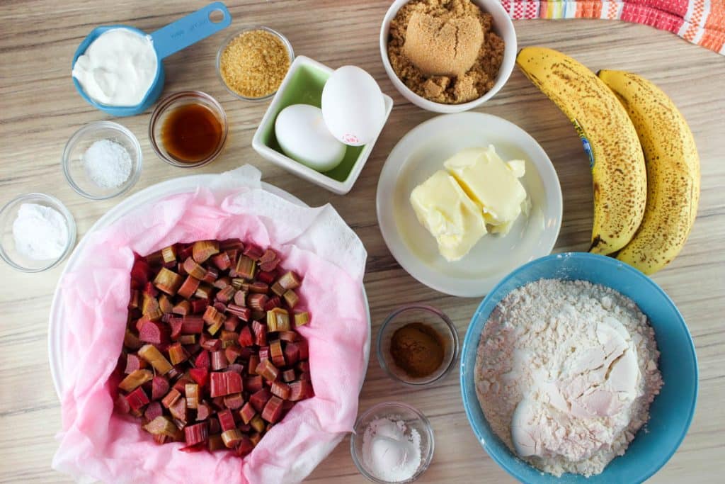 Rhubarb Banana Muffins