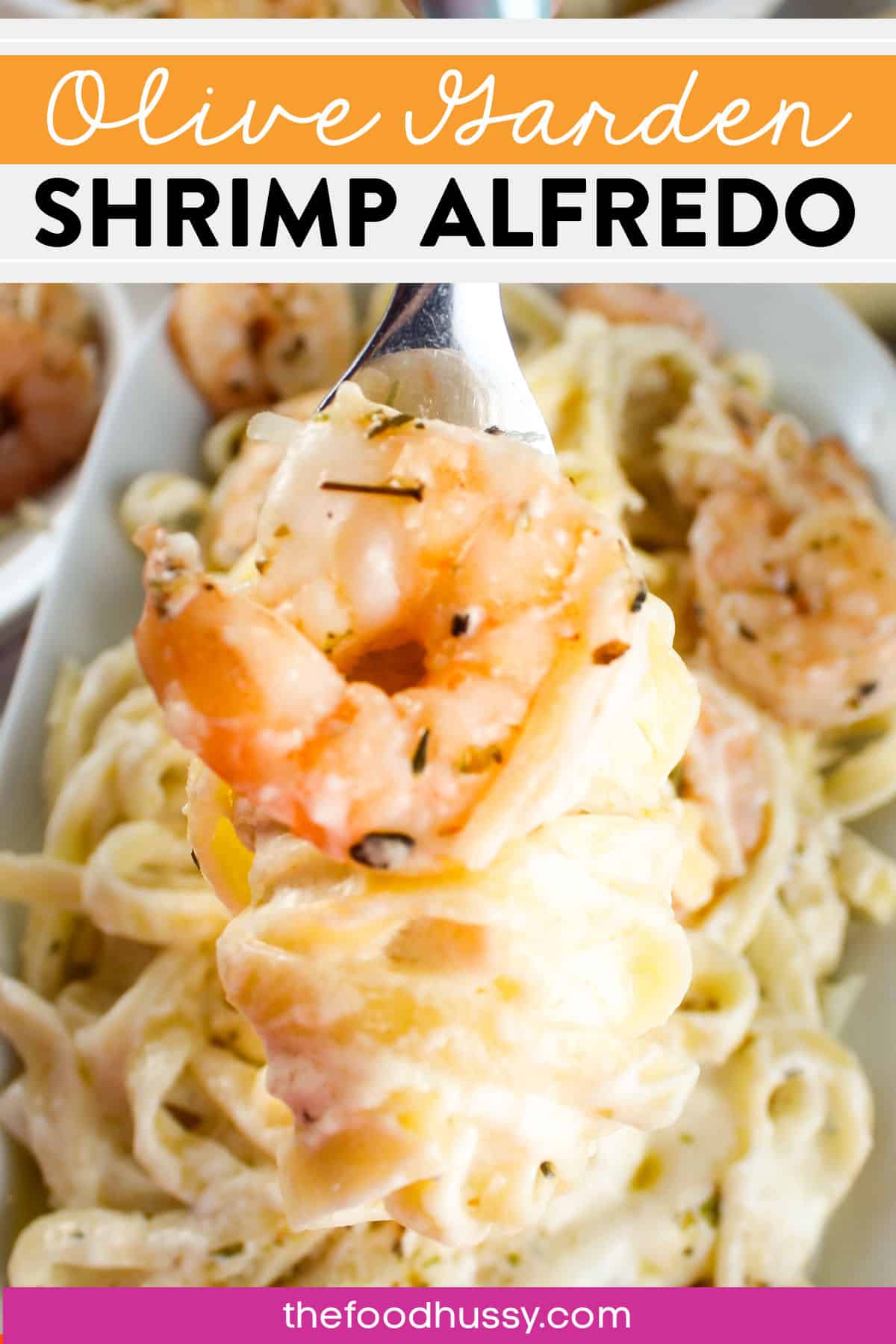 Olive Garden Shrimp Alfredo is an easy pasta dinner and a delicious meal that the whole family will love. It's creamy comfort food and is ready in just 15 minutes! via @foodhussy