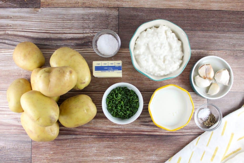 Roasted Garlic Mashed Potatoes with Cottage Cheese