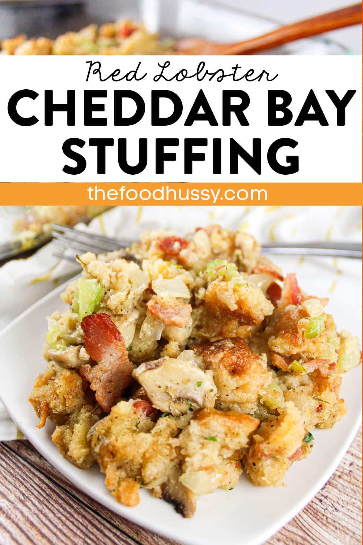This copycat recipe for Red Lobster Cheddar Bay Stuffing has all the flavors you love about stuffing with the addition of those cheesy garlicky buttery Cheddar Bay Biscuits! Stuffing everyone will ask for again and again!  via @foodhussy