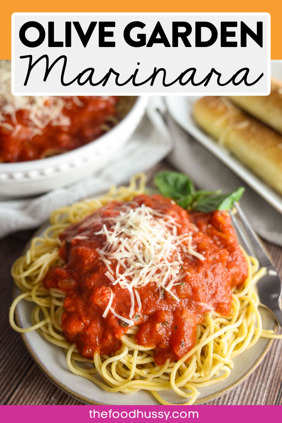 Recreate the classic taste of Olive Garden marinara sauce at home with this easy and flavorful recipe! 🍅✨ Made with simple ingredients like tomatoes, garlic and Italian herbs, this rich and savory sauce is perfect for pasta, dipping sauce, or any Italian-inspired dish.  via @foodhussy