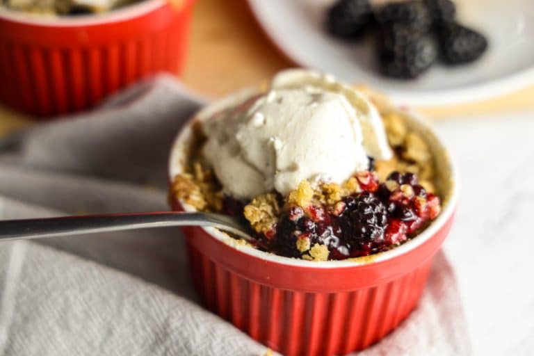 Mini Blackberry Cobbler