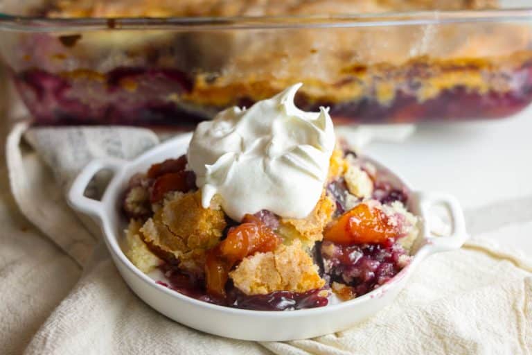 peach blueberry cobbler