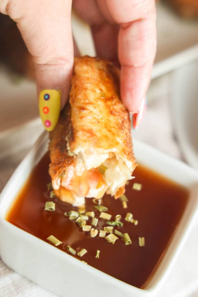 crab rangoon egg rolls