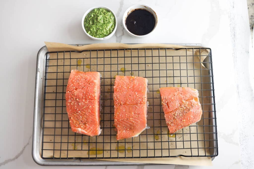 how to make Chili's Ancho Salmon