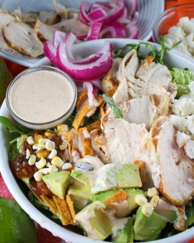 This Copycat Panera Southwest Chili Lime Ranch Salad with Chicken is my absolute favorite!!! I made it three times this past week!!! Once you have all the ingredients – you can’t help but make it every day! #panera #southwestsalad #copycat #recipes #easylunch #heathyeating #fyp