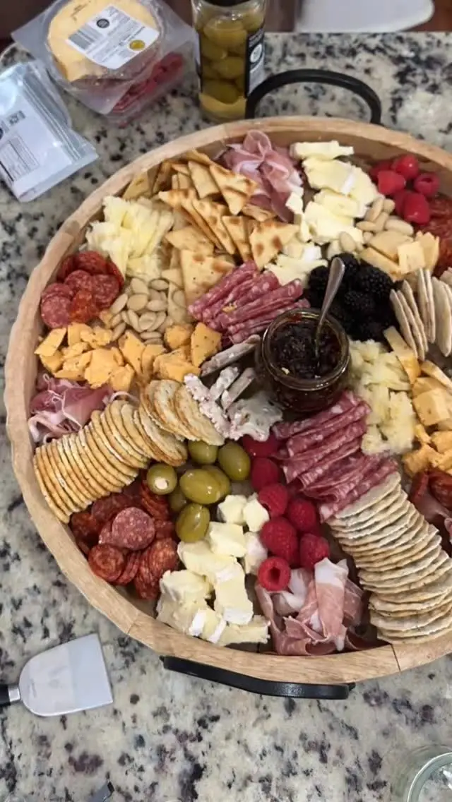 Making a charcuterie board is easier than you think! I did this beautiful board in about 15 minutes! Get yourself crackers, meats, cheeses, fruits, nuts, chocolate and a little jam. I went to Aldi and got most everything. 

Comment SEND RECIPE to get a DM with all the info you need to build your own board for the holiday!!

#charcuterie #newyearseve #party #appetizer #charcuterieboard

https://www.thefoodhussy.com/aldi-charcuterie-board/