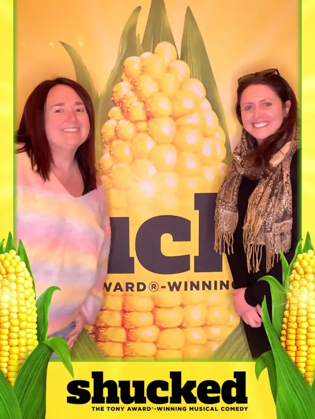 Loved seeing @shuckedmusical at @broadwaycincy at the @aronoffcenter! It’s a CORNY comedy that took me home again to corn country!