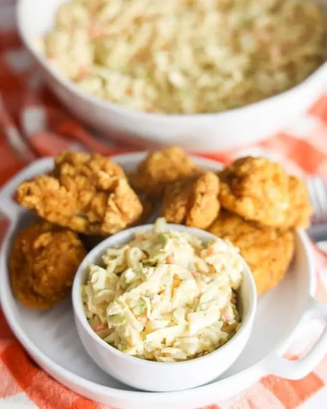 Popeyes brought the fish back. My coleslaw copycat is the side you need with it. Comment RECIPE and I'll DM you!

#popeyes #coleslaw #foodhussy

https://www.thefoodhussy.com/popeyes-coleslaw/